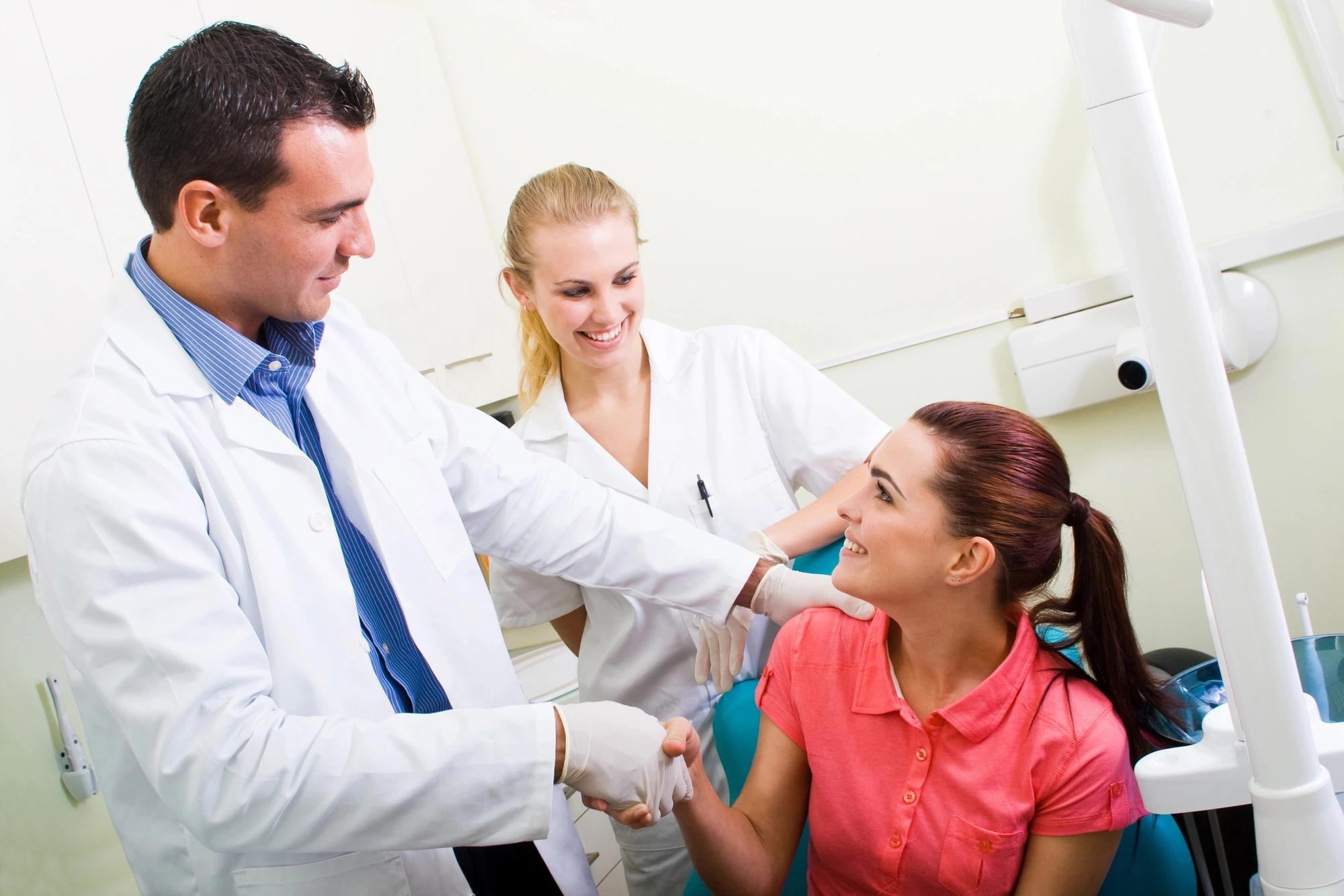 patient getting affordable cosmetic dentistry options